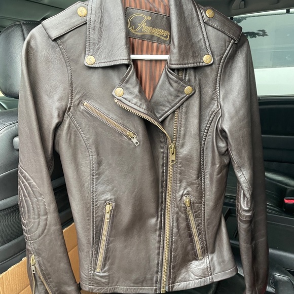 Leather jacket!! - Picture 1 of 6